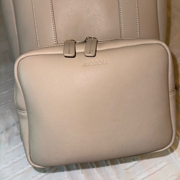Monos Metro Backpack Beige (slightly used) - Picture 5 of 12